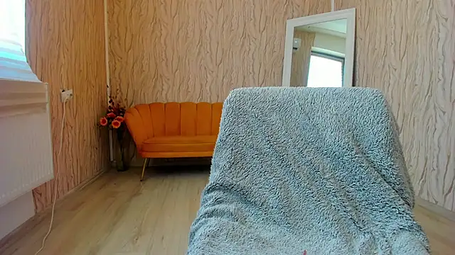 AishaRouhi online show from 03.20.25