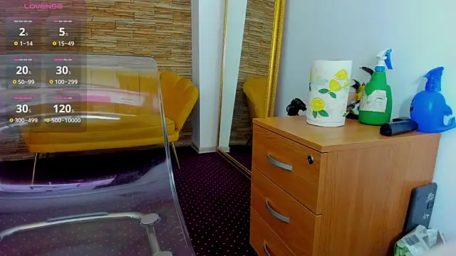 AishaRouhi online show from 10.10.25