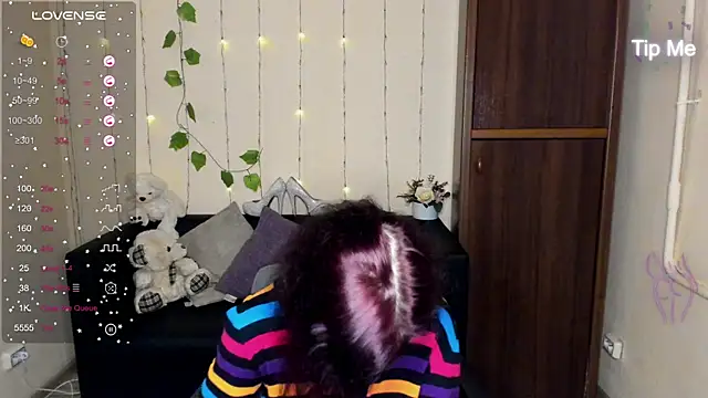 Muse kitty jenia online show from 01.24.25