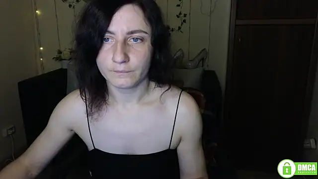 Snapshot of Muse_kitty_jenia chatting on 10.11.25 Muse kitty jenia online show from 10.11.25