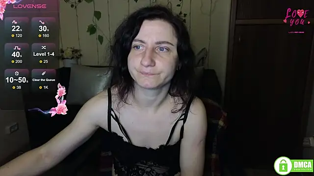 Snapshot of Muse_kitty_jenia chatting on 10.14.25 Muse kitty jenia online show from 10.14.25