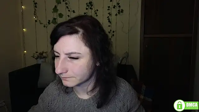 Snapshot of Muse_kitty_jenia chatting on 10.15.25 Muse kitty jenia online show from 10.15.25