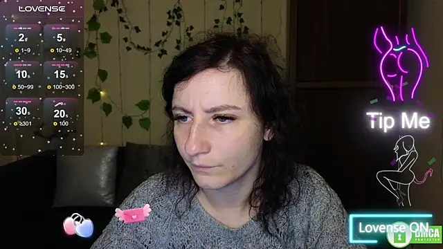 Snapshot of Muse_kitty_jenia chatting on 10.28.25 Muse kitty jenia online show from 10.28.25