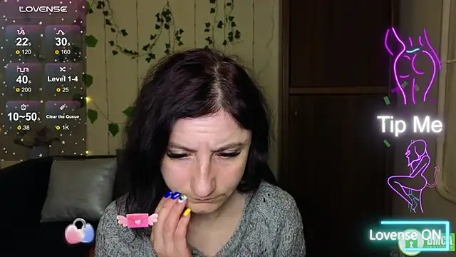 Snapshot of Muse_kitty_jenia chatting on 10.30.25 Muse kitty jenia online show from 10.30.25