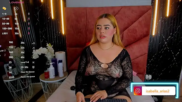 isabella arias1 online show from 03.04.25