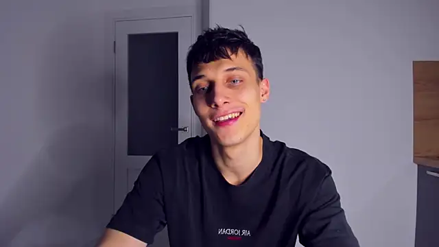 Snapshot of Kent_Ross chatting on 11.25.25 Kent Ross online show from 11.25.25