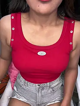 LeisyXO online show from 12.06.24