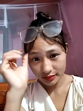 trieungoclnt online show from 10.10.25