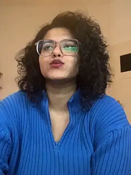 Curvydesifromgermany online show from 01.27.25