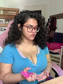 Curvydesifromgermany online show from 05.04.26