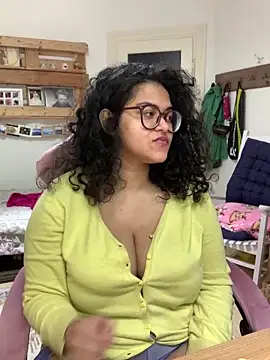 Curvydesifromgermany online show from 05.08.26