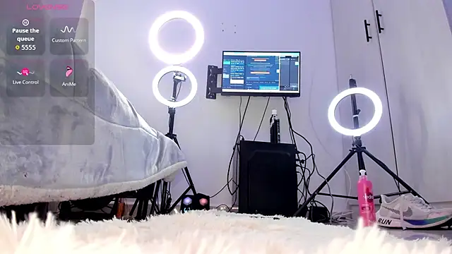 Snapshot of Damon_Bakert chatting on 10.16.25 Damon Bakert online show from 10.16.25