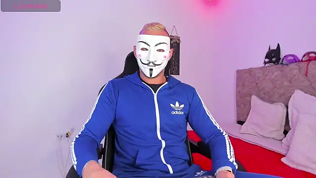 Snapshot of Damon_Bakert chatting on 10.30.25 Damon Bakert online show from 10.30.25