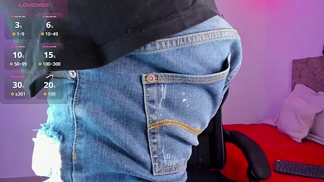 Snapshot of Damon_Bakert chatting on 11.03.25 Damon Bakert online show from 11.03.25