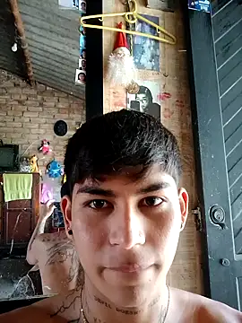 Snapshot of Lukas_strong chatting on 10.09.25 Lukas strong online show from 10.09.25