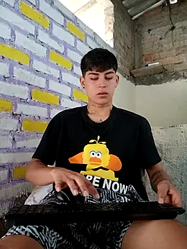 Snapshot of Lukas_strong chatting on 10.24.25 Lukas strong online show from 10.24.25