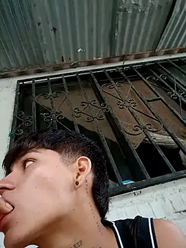 Snapshot of Lukas_strong chatting on 10.29.25 Lukas strong online show from 10.29.25