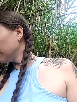 basic Instinct online show from 11.02.25