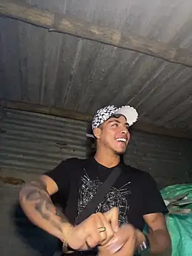 Snapshot of Ken-boy_ chatting on 04.14.26 Ken-boy online show from 04.14.26