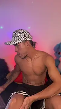 Snapshot of Ken-boy_ chatting on 04.15.26 Ken-boy online show from 04.15.26