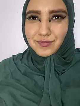 Snapshot of hannahayat chatting on 12.21.24 hannahayat online show from 12.21.24