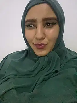 Snapshot of hannahayat chatting on 12.22.24 hannahayat online show from 12.22.24