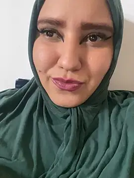 Snapshot of hannahayat chatting on 12.29.24 hannahayat online show from 12.29.24