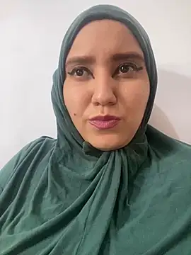 Snapshot of hannahayat chatting on 12.31.24 hannahayat online show from 12.31.24