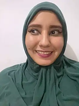 Snapshot of hannahayat chatting on 01.04.25 hannahayat online show from 01.04.25