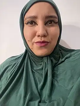 Snapshot of hannahayat chatting on 01.17.25 hannahayat online show from 01.17.25
