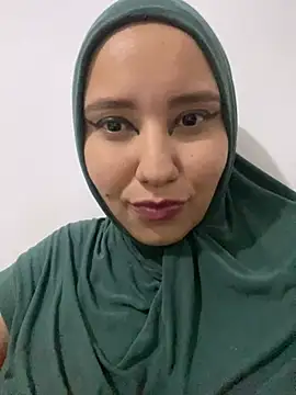 Snapshot of hannahayat chatting on 01.31.25 hannahayat online show from 01.31.25