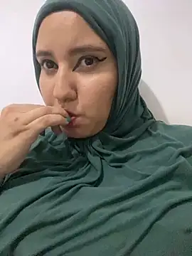 Snapshot of hannahayat chatting on 02.01.25 hannahayat online show from 02.01.25