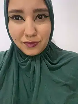 Snapshot of hannahayat chatting on 02.09.25 hannahayat online show from 02.09.25