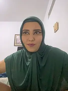 Snapshot of hannahayat chatting on 03.08.25 hannahayat online show from 03.08.25