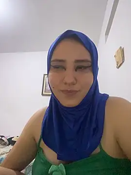 Snapshot of hannahayat chatting on 03.22.25 hannahayat online show from 03.22.25