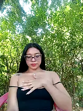 -VICKKY online show from 01.20.25