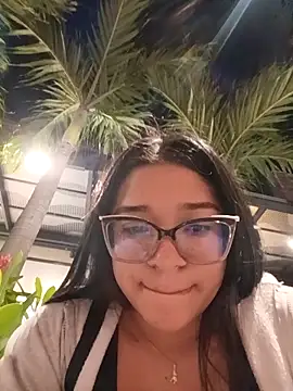 -VICKKY online show from 10.08.25