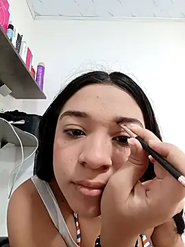 Snapshot of -VICKKY chatting on 12.19.25 -VICKKY online show from 12.19.25