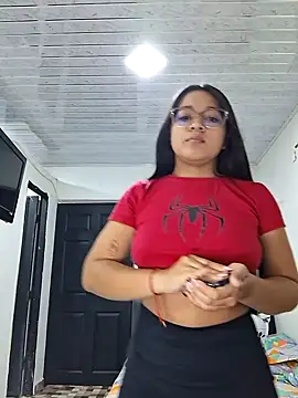 Snapshot of -VICKKY chatting on 01.31.26 -VICKKY online show from 01.31.26