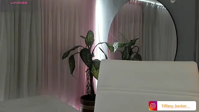 tiffany becker online show from 12.01.25