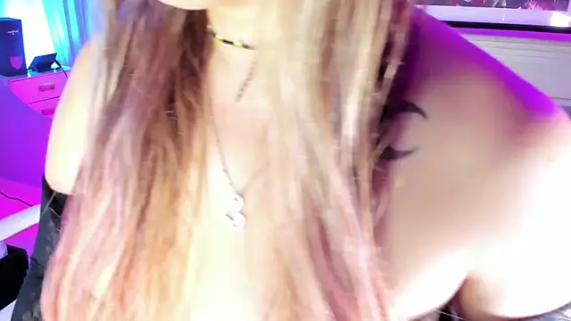 tiffany becker online show from 07.04.26
