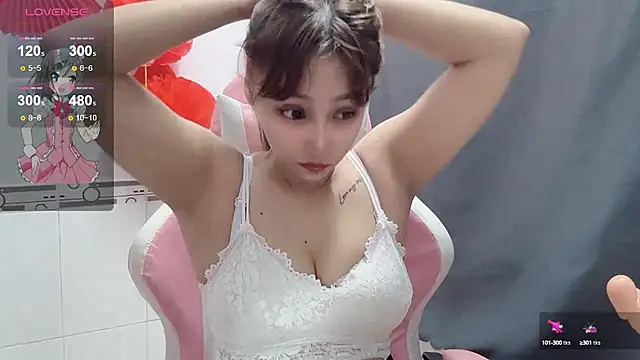 KellyPham22 online show from 01.10.25