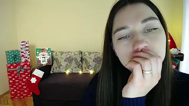 Pretty shy online show from 12.21.24