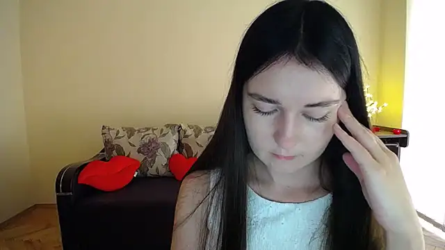 Snapshot of Pretty_shy chatting on 07.15.26 Pretty shy online show from 07.15.26