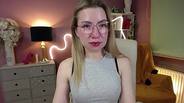 Mia Tasty online show from 12.05.24