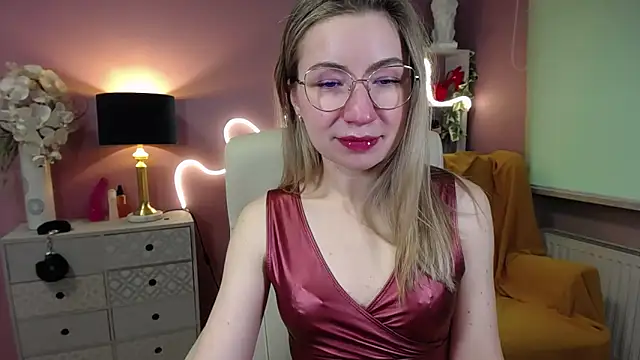 Mia Tasty online show from 12.11.24