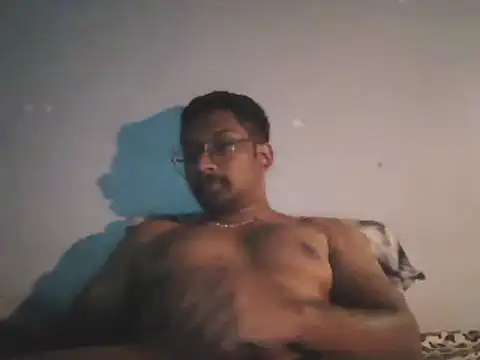 Snapshot of chennaibull101 chatting on 10.03.25 chennaibull101 online show from 10.03.25