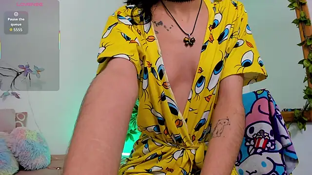 BonnieCute  online show from 11.20.25