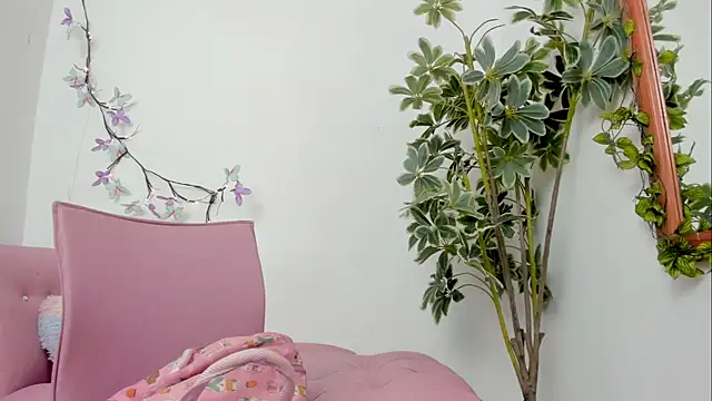 BonnieCute  online show from 03.26.26