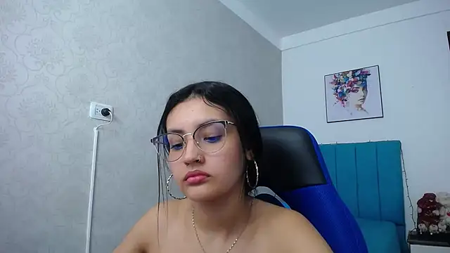 antonella sweetlittle online show from 12.18.24